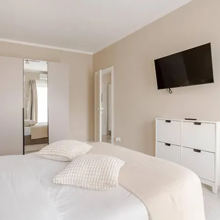 Dream House In The Center! Nyaraló
